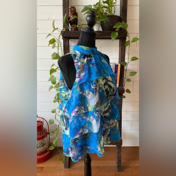 NY Collection: Blue Tiered Ruffle Top - Picture 13 of 16